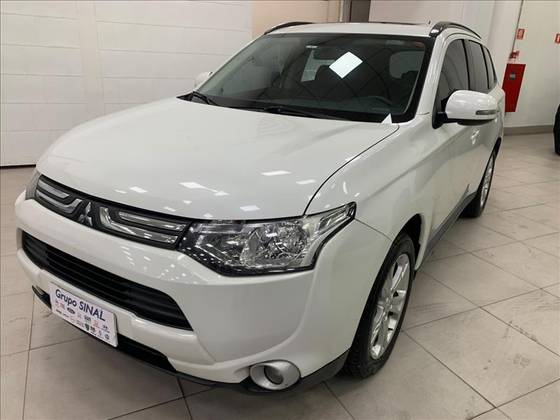 MITSUBISHI OUTLANDER 2.0 16V GASOLINA 4P AUTOMÁTICO MITSUBISHI OUTLANDER 2.0 16V GASOLINA 4P AUTOMÁTICO